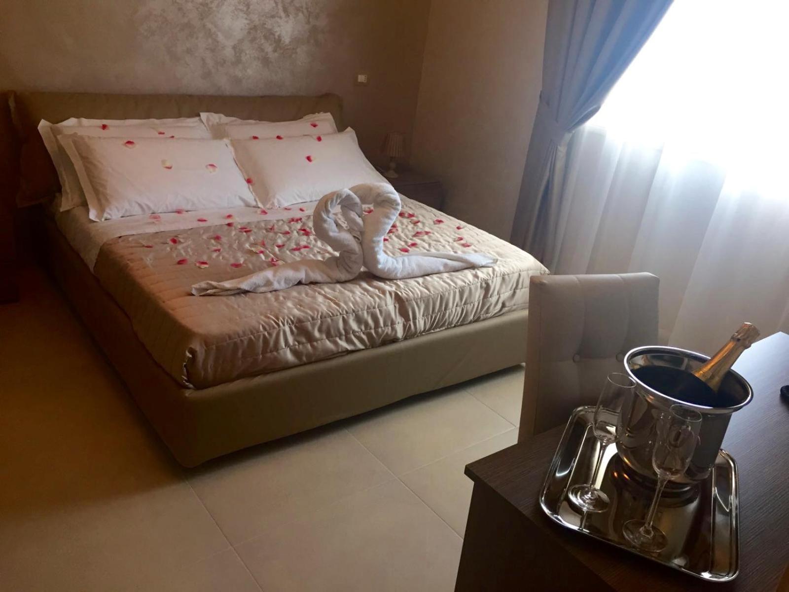 Hotel Riviera Palace Порто Емпедокле Стая снимка