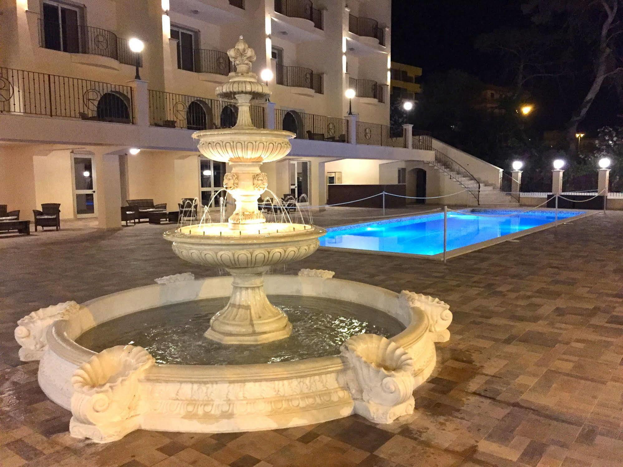 Hotel Riviera Palace Порто Емпедокле Екстериор снимка